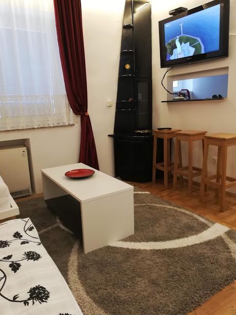 Lola 1 Appartement Belgrado Buitenkant foto